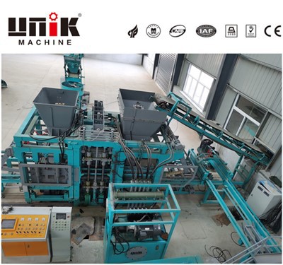セメントブロック製造機