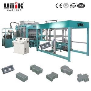 油圧ブロック製造機