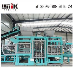 舗装中空ブロック機械